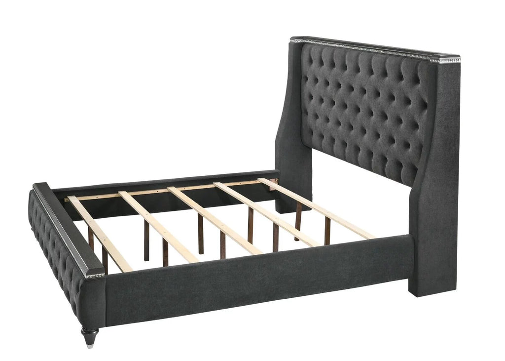 King Size 4pc Grey Upholstered Bedroom Set Z753
