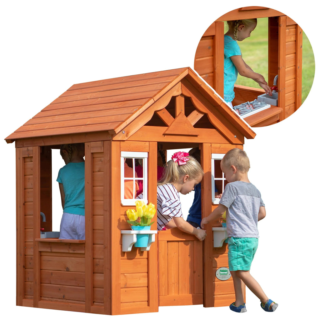 Cedar Wooden Playhouse Q7615