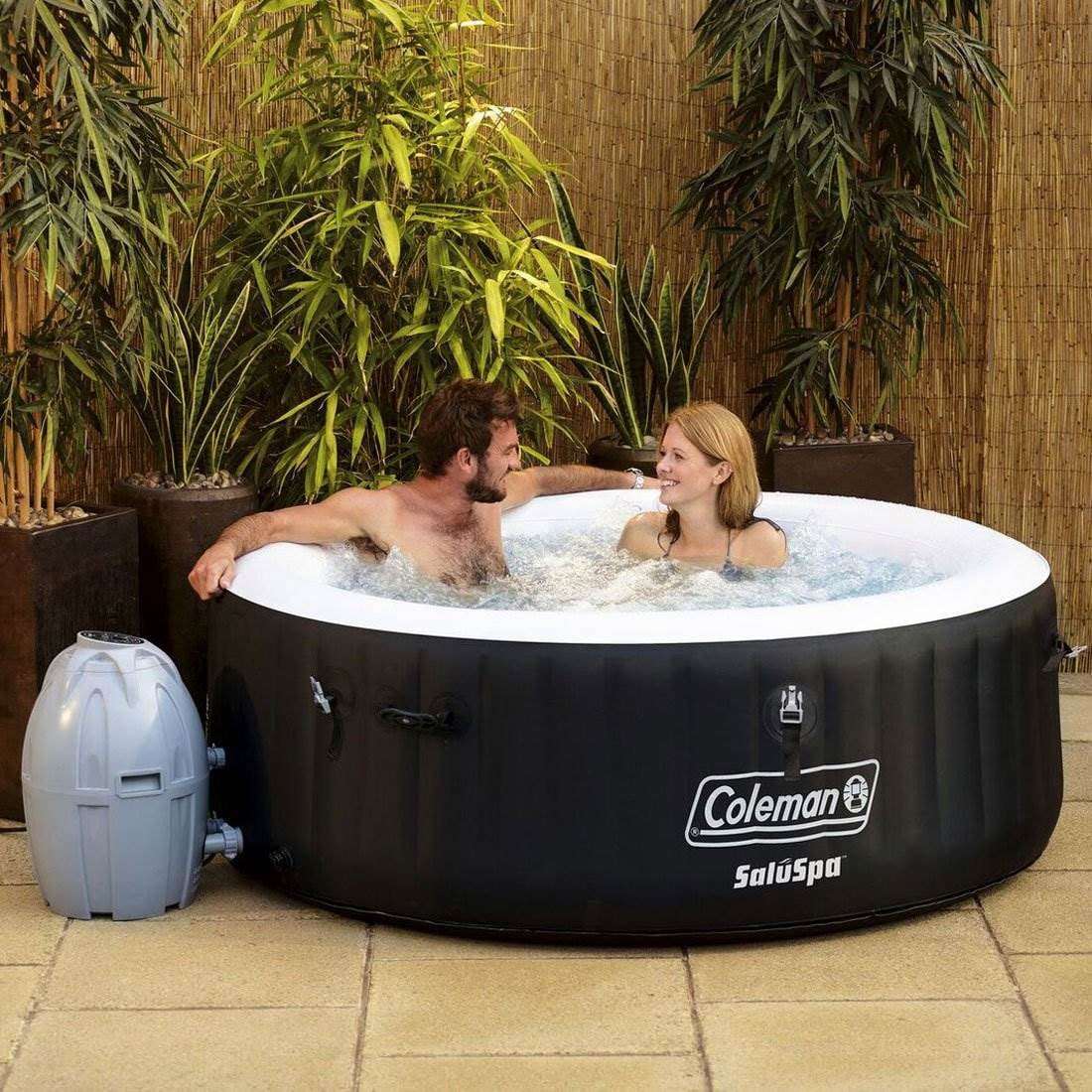 4 Person Inflatable Hot Tub with 3 Piece Cleaning Tool Set M811136