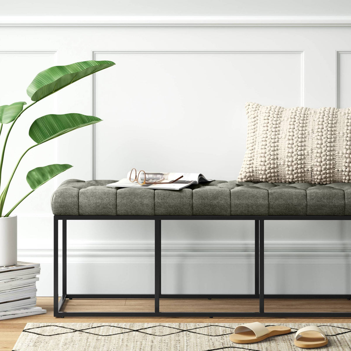 Tufted Faux Leather Bench G95540